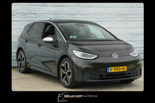 Volkswagen ID.3 First Plus 58 kWh Cam Adapt Cruise Soh 92.4%