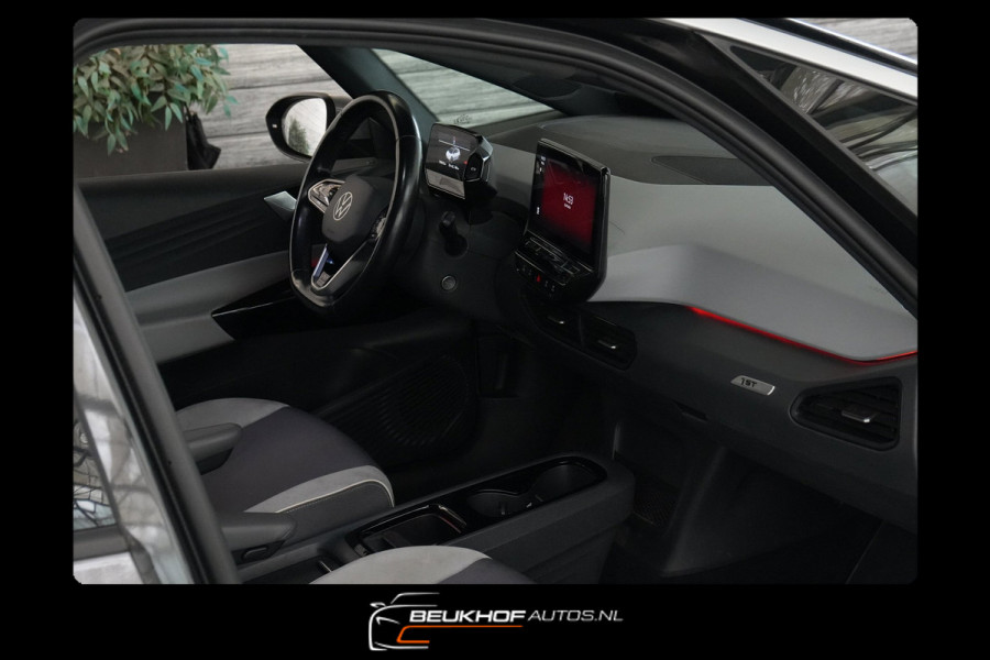Volkswagen ID.3 First Plus 58 kWh Cam Adapt Cruise Soh 92.4%