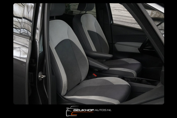 Volkswagen ID.3 First Plus 58 kWh Cam Adapt Cruise Soh 92.4%