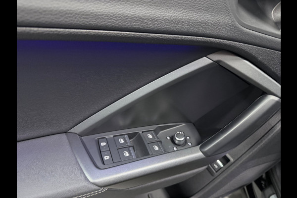 Audi Q3 Sportback 45 TFSI e 3X S-LINE 20" NAVI/V-COCKPIT/SFEERVERL/CARPLAY/ADAPT-CRUISE/DAB/CAM///