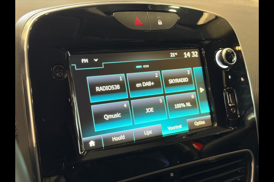 Renault Clio Estate 0.9 TCe Intens Weinig KM | Trekhaak | Navigatie | Airco