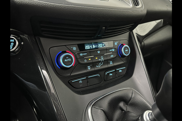 Ford Kuga 1.5 EcoBoost 150PK ST Line | Panorama | Trekhaak 2000kg Trekgewicht! | Navigatie | Carplay | Climate Control | Verwarmde Voorruit | Cruise Control | 18 inch | Getint Glas | Keyless-Start |