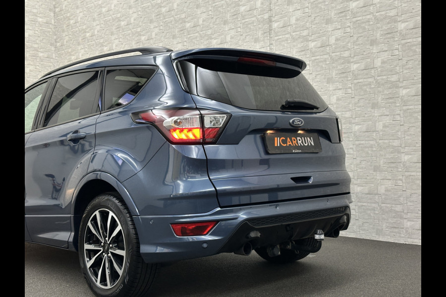 Ford Kuga 1.5 EcoBoost 150PK ST Line | Panorama | Trekhaak 2000kg Trekgewicht! | Navigatie | Carplay | Climate Control | Verwarmde Voorruit | Cruise Control | 18 inch | Getint Glas | Keyless-Start |