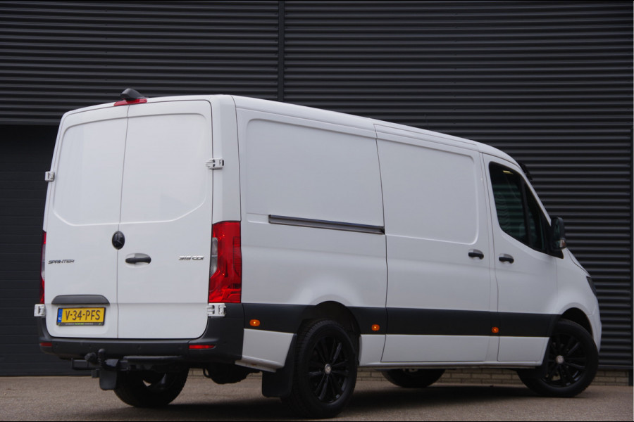 Mercedes-Benz Sprinter 319 3.0 CDI V6 L2H1 AUT. LED, 2.8T TREKHAAK, STANDKACHEL, CAMERA, NAVI, CLIMA