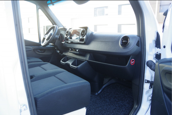 Mercedes-Benz Sprinter 319 3.0 CDI V6 L2H1 AUT. LED, 2.8T TREKHAAK, STANDKACHEL, CAMERA, NAVI, CLIMA