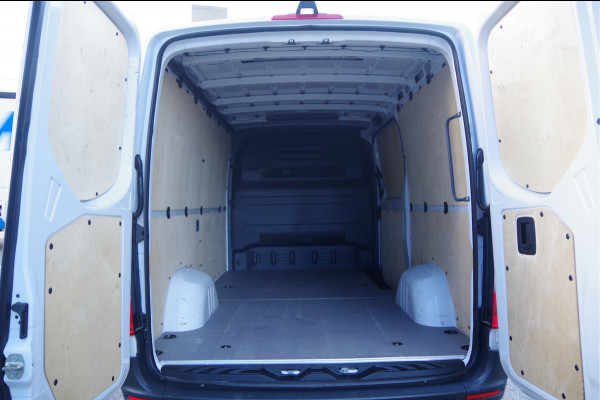 Mercedes-Benz Sprinter 319 3.0 CDI V6 L2H1 AUT. LED, 2.8T TREKHAAK, STANDKACHEL, CAMERA, NAVI, CLIMA