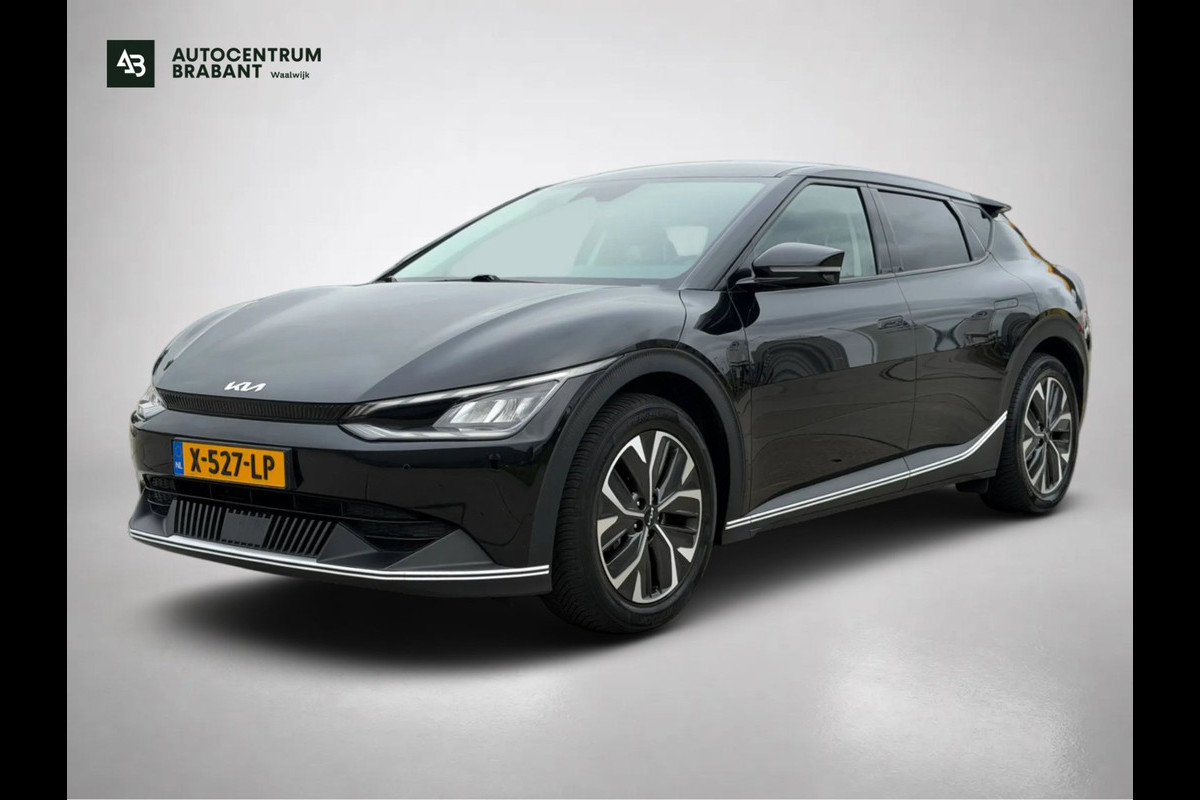 Kia Ev6 Air 58 kWh 99% SoH. (NL-auto, Dealer OndH, 1e Eig, Navi, Stoel+StuurVerwam, Lane Assist, Camera, Navi, Etc)
