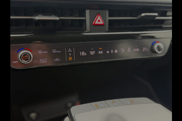 Kia Ev6 Air 58 kWh 99% SoH. (NL-auto, Dealer OndH, 1e Eig, Navi, Stoel+StuurVerwam, Lane Assist, Camera, Navi, Etc)