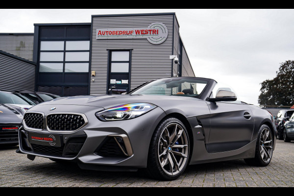 BMW Z4 Roadster M40i First Edition | Harman/Kardon | Frozen grey | LED | Camera | Adaptieve Cruise | HuD | Luxe Leder | NIEUW |