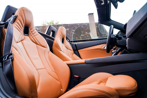 BMW Z4 Roadster M40i First Edition | Harman/Kardon | Frozen grey | LED | Camera | Adaptieve Cruise | HuD | Luxe Leder | NIEUW |