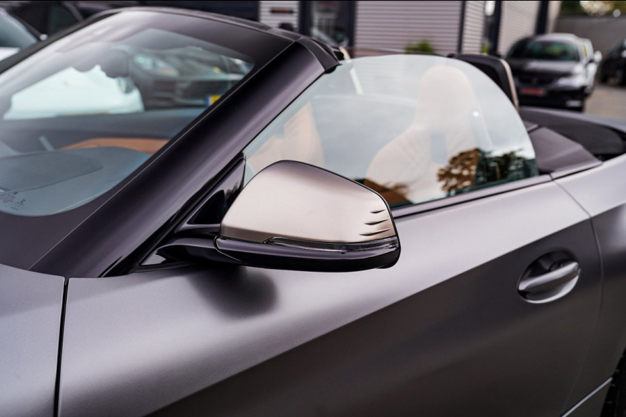 BMW Z4 Roadster M40i First Edition | Harman/Kardon | Frozen grey | LED | Camera | Adaptieve Cruise | HuD | Luxe Leder | NIEUW |