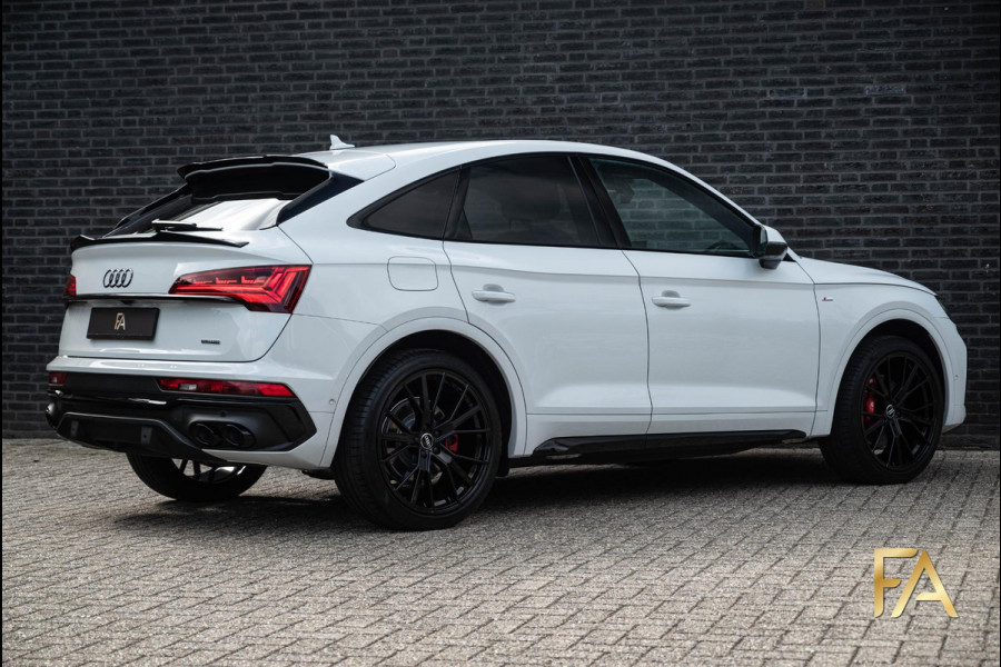 Audi Q5 Sportback 55 TFSI e S edition Competition Ruitleder|21Inch|Sfeer|B&O