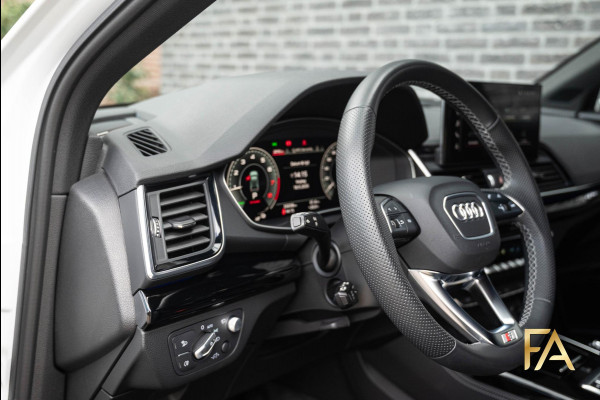 Audi Q5 Sportback 55 TFSI e S edition Competition Ruitleder|21Inch|Sfeer|B&O