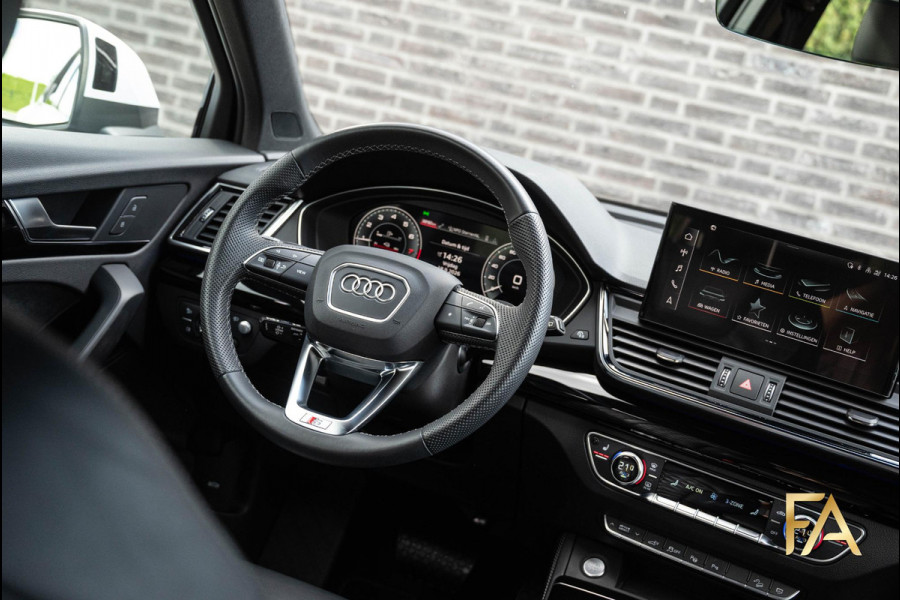 Audi Q5 Sportback 55 TFSI e S edition Competition Ruitleder|21Inch|Sfeer|B&O
