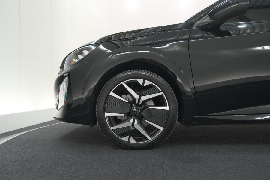Peugeot 208 1.2 Hybrid 145 e-DCS6 GT | Alcantara Pakket | Camera | Apple Carplay | Stoelverwarming