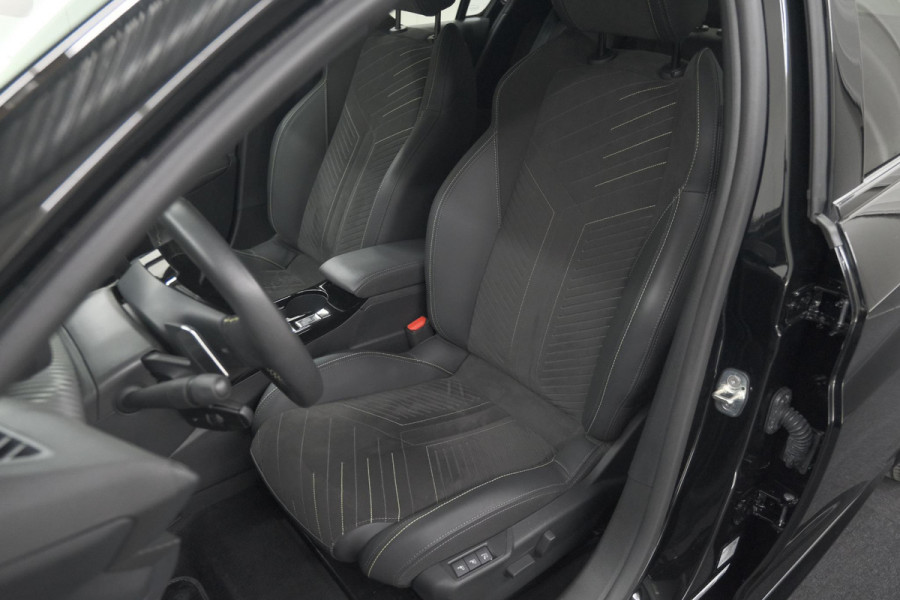 Peugeot 208 1.2 Hybrid 145 e-DCS6 GT | Alcantara Pakket | Camera | Apple Carplay | Stoelverwarming