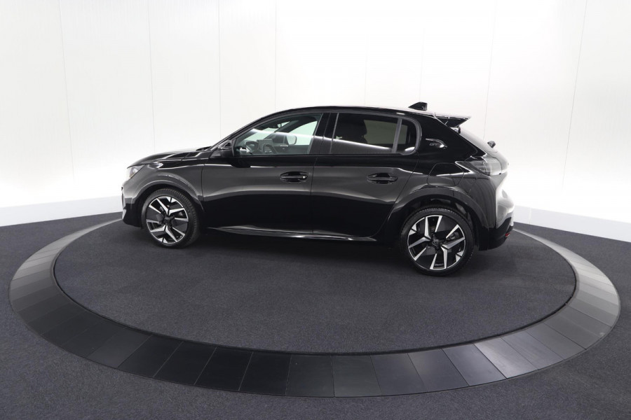 Peugeot 208 1.2 Hybrid 145 e-DCS6 GT | Alcantara Pakket | Camera | Apple Carplay | Stoelverwarming