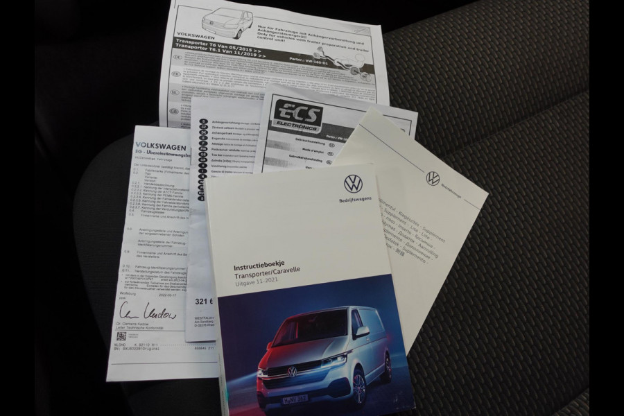 Volkswagen Transporter 2.0 TDI L2H1 Highline Dubbele Cabine Automaat Airco Cruise Control Camera Apple Carplay