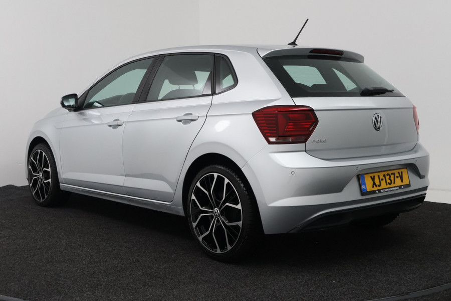Volkswagen Polo 1.0 TSI Sport (STOELVERWARMING, PARKEERSENSOREN, MULTIMEDIA)