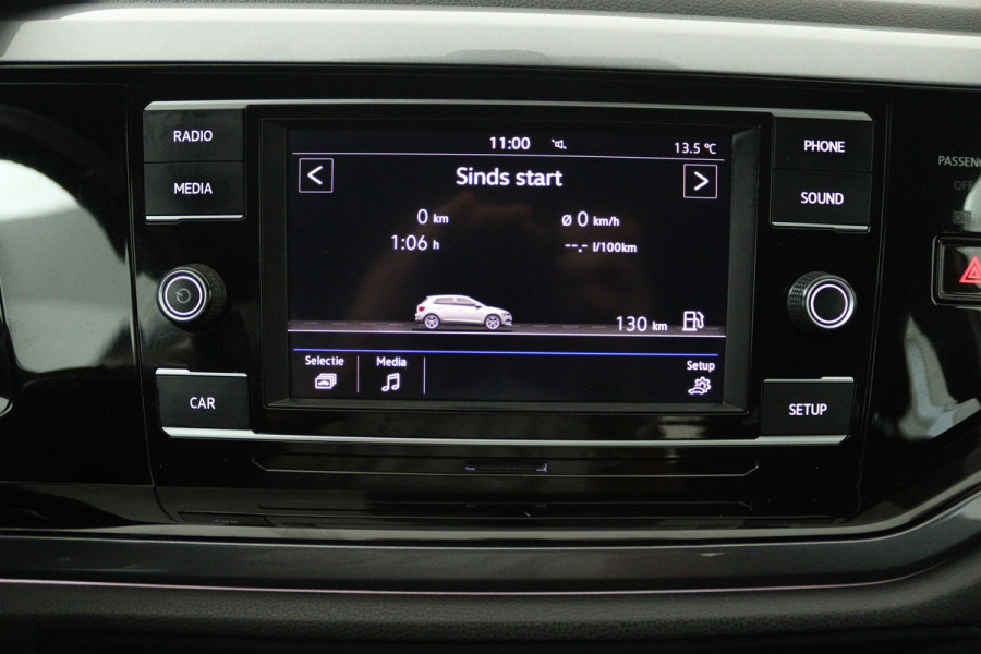 Volkswagen Polo 1.0 TSI Sport (STOELVERWARMING, PARKEERSENSOREN, MULTIMEDIA)