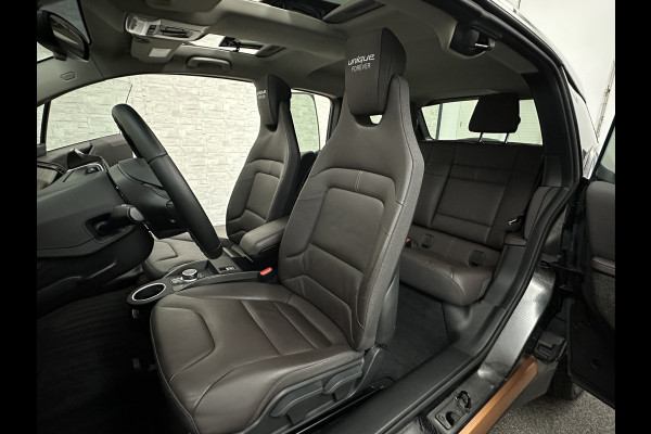 BMW i3 Unique Forever Edition 120Ah Sport-Pakket | Navi-Prof | Warmtepomp | 94% SOH | Snel Laden | Panorama | Camera | LED | Leder | 20'' | Stoelverwarming |