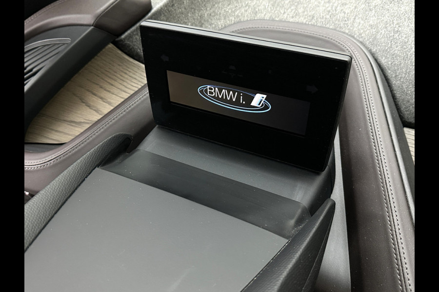 BMW i3 Unique Forever Edition 120Ah Sport-Pakket | Navi-Prof | Warmtepomp | 94% SOH | Snel Laden | Panorama | Camera | LED | Leder | 20'' | Stoelverwarming |