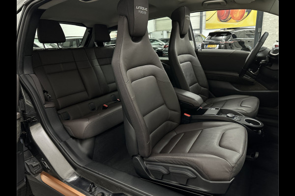 BMW i3 Unique Forever Edition 120Ah Sport-Pakket | Navi-Prof | Warmtepomp | 94% SOH | Snel Laden | Panorama | Camera | LED | Leder | 20'' | Stoelverwarming |