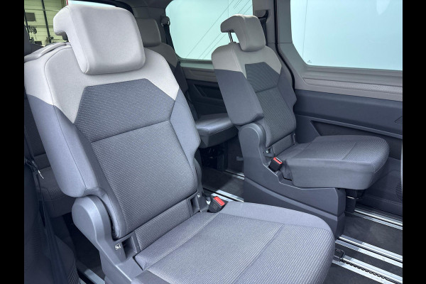 Volkswagen Multivan 1.5 eHybrid L2 Economy Business 4Motion 245 pk Automaat (DSG) | Verlengde garantie | Navigatie | Parkeersensoren (Park assist) | Achteruitrijcamera | Stoelverwarming |