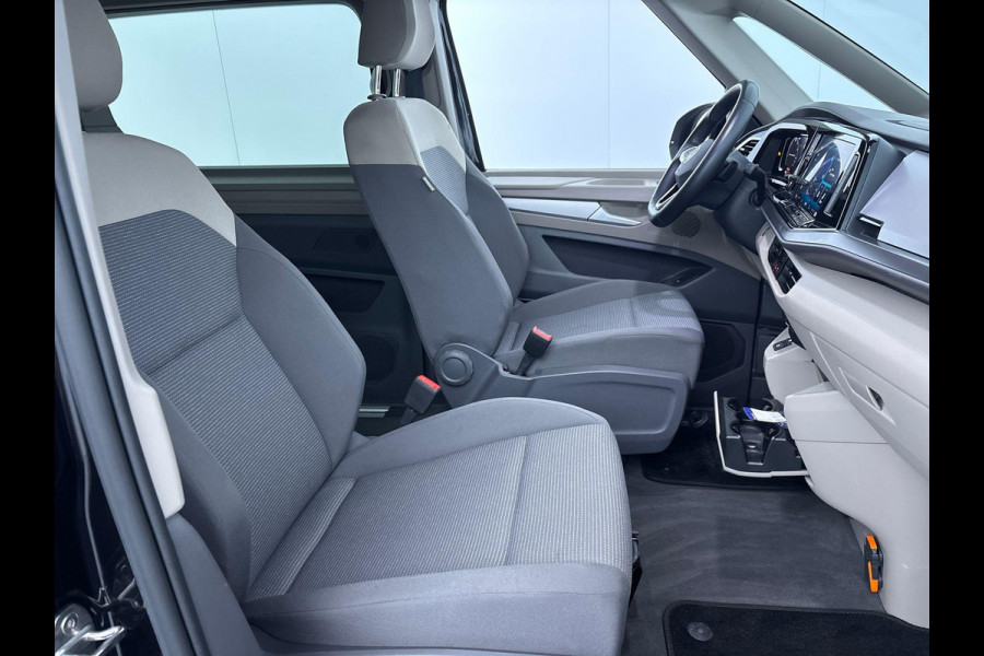 Volkswagen Multivan 1.5 eHybrid L2 Economy Business 4Motion 245 pk Automaat (DSG) | Verlengde garantie | Navigatie | Parkeersensoren (Park assist) | Achteruitrijcamera | Stoelverwarming |