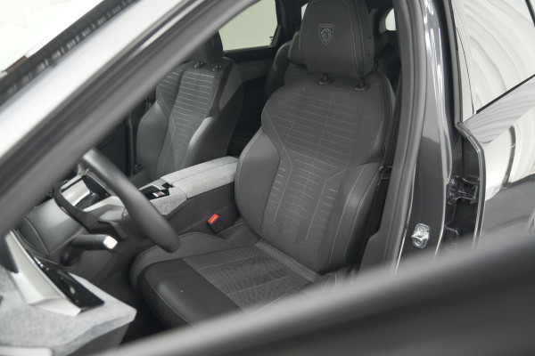 Peugeot 5008 1.2 Hybrid 136 GT 7p | Adaptieve Cruise control | Elektrische Kofferklep | Camera | Stoelverwarming