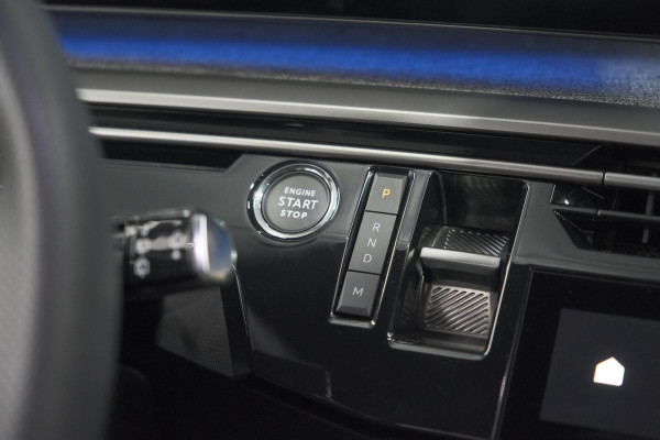 Peugeot 5008 1.2 Hybrid 136 GT 7p | Adaptieve Cruise control | Elektrische Kofferklep | Camera | Stoelverwarming