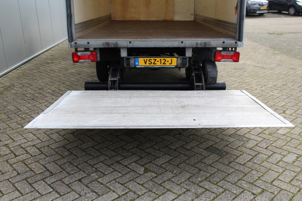 Iveco Daily 35C16H 2.3 410 Bakwagen + Laadklep, 3 Persoons, Airco, Elektrische lift, Cruise control, Bluetooth telefoonvoorb., bijrijdersbank