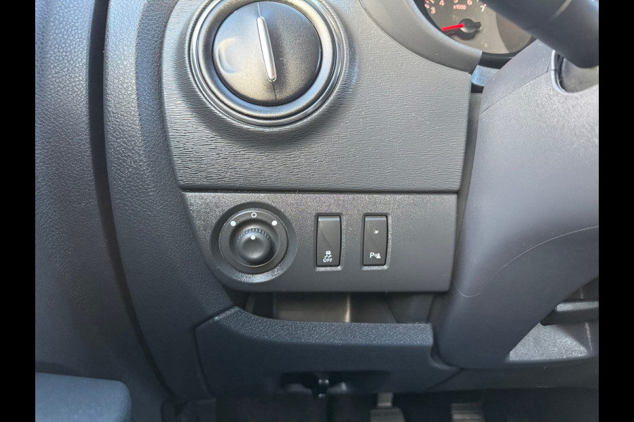 Dacia Lodgy 1.3 TCe Stepway 7pers,cruisecontrol,Navigatie,achteruitrijcamera,
