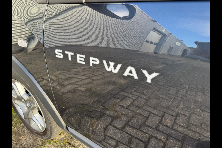 Dacia Lodgy 1.3 TCe Stepway 7pers,cruisecontrol,Navigatie,achteruitrijcamera,