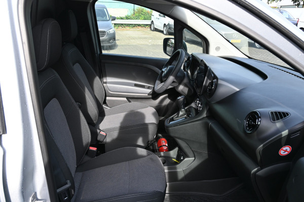 Mercedes-Benz eCitan 112 L1 51 kWh AC 22kW/DC 75kW, Climate controle, Smartphone integratiepakket