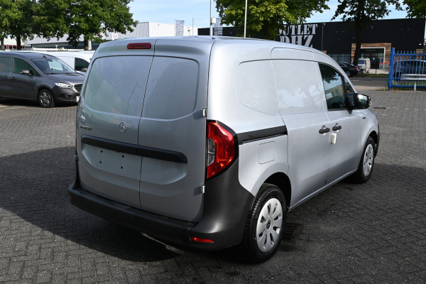 Mercedes-Benz eCitan 112 L1 51 kWh AC 22kW/DC 75kW, Climate controle, Smartphone integratiepakket