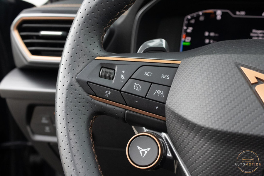 CUPRA Formentor 1.4 e-Hybrid VZ Copper Edition PANO CAMERA SFEERVERLICHTING CARPLAY