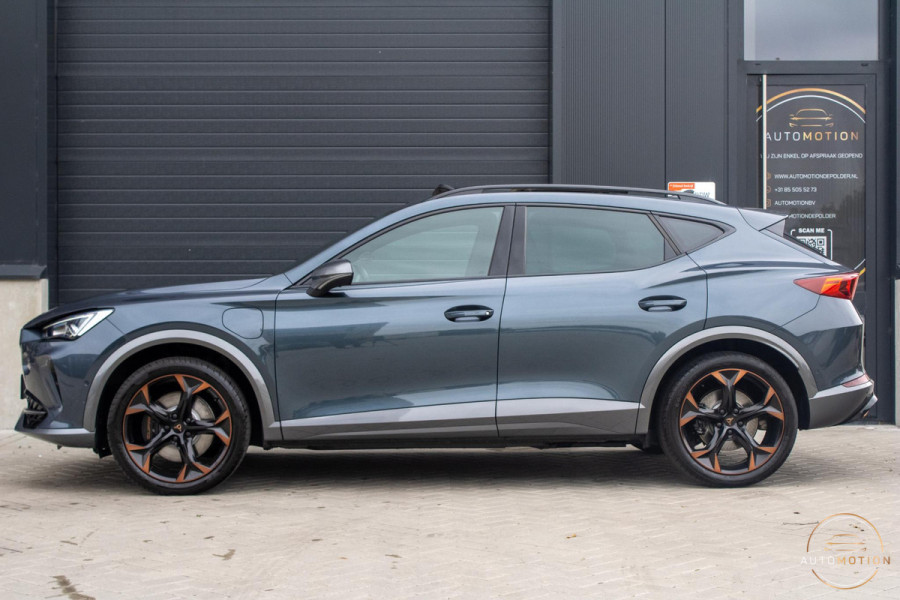 CUPRA Formentor 1.4 e-Hybrid VZ Copper Edition PANO CAMERA SFEERVERLICHTING CARPLAY