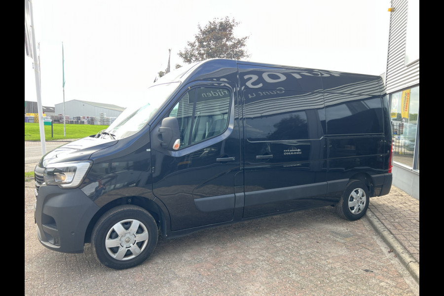 Renault Master T35 2.3 dCi 135 L2H2 Work Edition