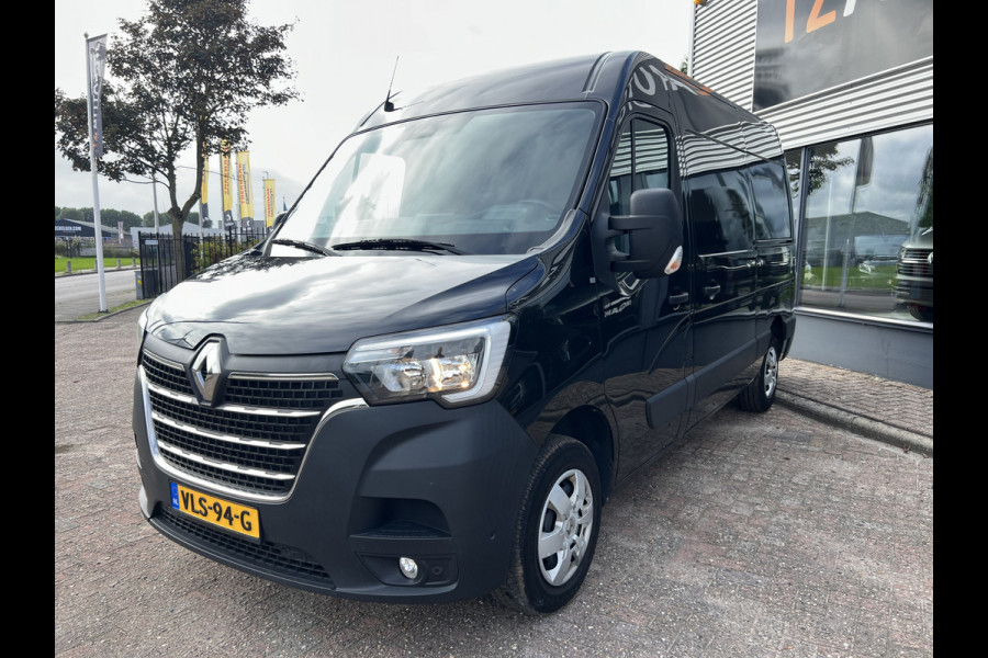 Renault Master T35 2.3 dCi 135 L2H2 Work Edition