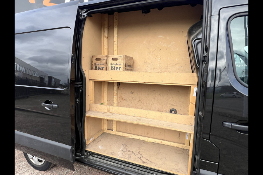 Renault Master T35 2.3 dCi 135 L2H2 Work Edition