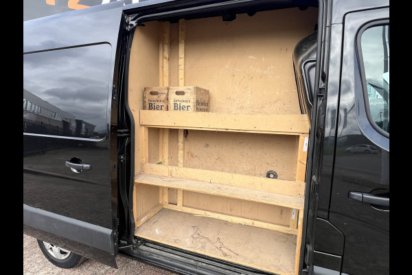 Renault Master T35 2.3 dCi 135 L2H2 Work Edition