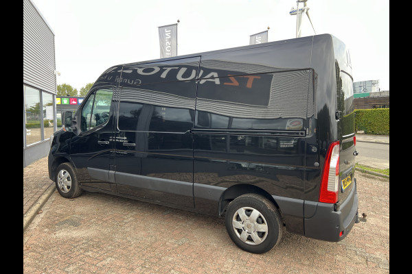 Renault Master T35 2.3 dCi 135 L2H2 Work Edition