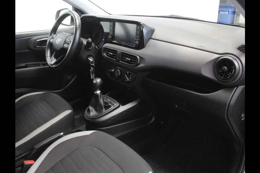 Hyundai i10 1.0 Comfort AIRCO | CRUISE | LED | DAB | CARPLAY | CV | ELRM | STB
