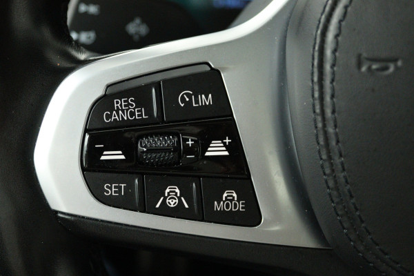 BMW iX3 High Executive 80 kWh (100% SOH, PANORAMADAK, LASER, HEAD-UP, 360 CAMERA, STUURVERWARMING)