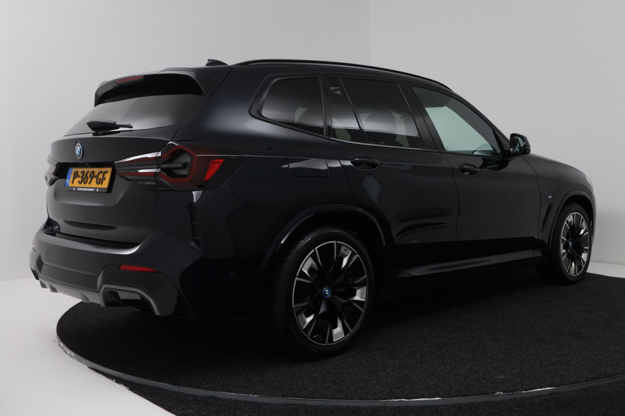 BMW iX3 High Executive 80 kWh (100% SOH, PANORAMADAK, LASER, HEAD-UP, 360 CAMERA, STUURVERWARMING)