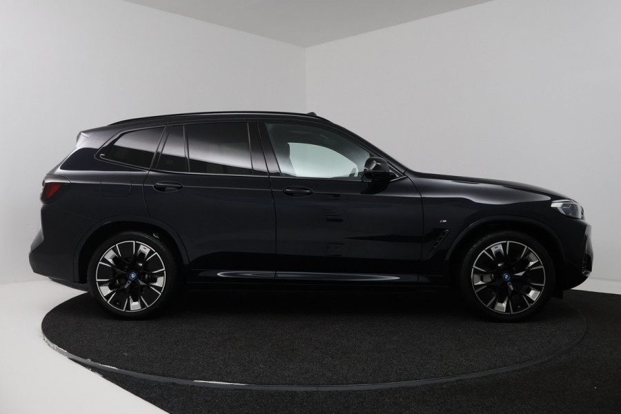 BMW iX3 High Executive 80 kWh (100% SOH, PANORAMADAK, LASER, HEAD-UP, 360 CAMERA, STUURVERWARMING)
