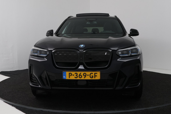 BMW iX3 High Executive 80 kWh (100% SOH, PANORAMADAK, LASER, HEAD-UP, 360 CAMERA, STUURVERWARMING)