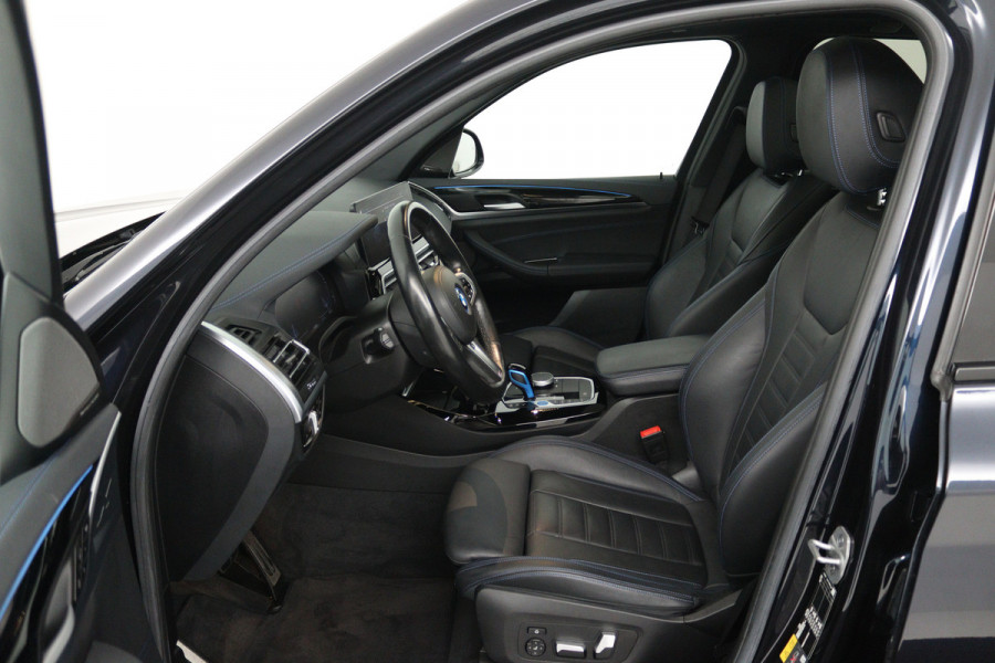 BMW iX3 High Executive 80 kWh (100% SOH, PANORAMADAK, LASER, HEAD-UP, 360 CAMERA, STUURVERWARMING)