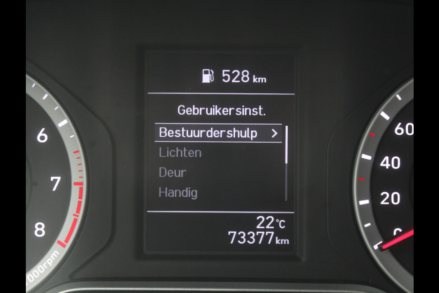 Hyundai i10 1.0 Comfort AIRCO | CRUISE | LED | DAB | CARPLAY | CV | ELRM | STB